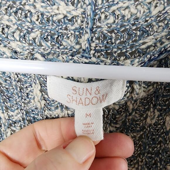 Sun & Shadow Cardigan Vest Sweater Blue Ivory Size Medium - Picture 3 of 12